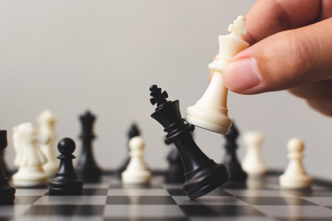 رقابت شطرنج بازان سنگ آهن مرکزی بافق در مسابقات قهرمانی کارگران کشور
