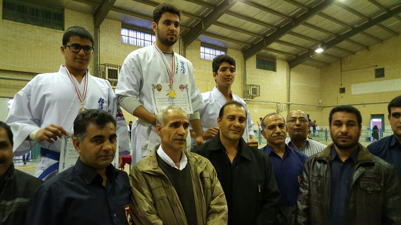 مسابقات کیوکوشین کاراته استان یزد با حضور تیم مجموعه ورزشی کارگران استان برگزار گردید.