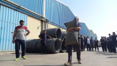 کارگران سپندپیچ در محیط کاری خود یک روز بانشاط را تجربه کردند