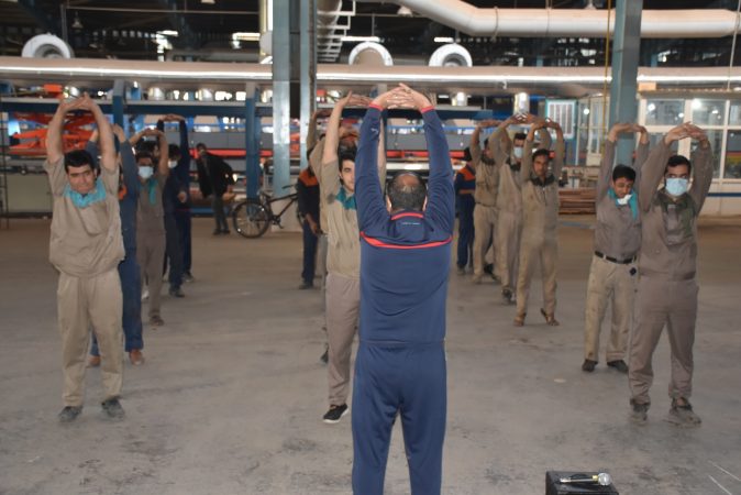 پویش دوشنبه های ورزش کارگری در ۴ شرکت استان یزد برگزار شد/گزارش تصویری