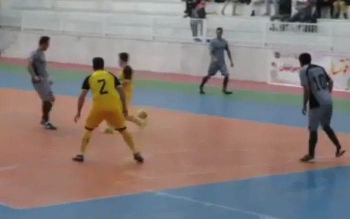 برگزاری هفته چهارم فوتسال کارگران فولاد یزد/تیم های اداری و مالی و معدن سورک به هیچ تیمی باخت نمیدن