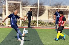 پیشکسوتان مجتمع صنعتی چادرملو پا به توپ شدند