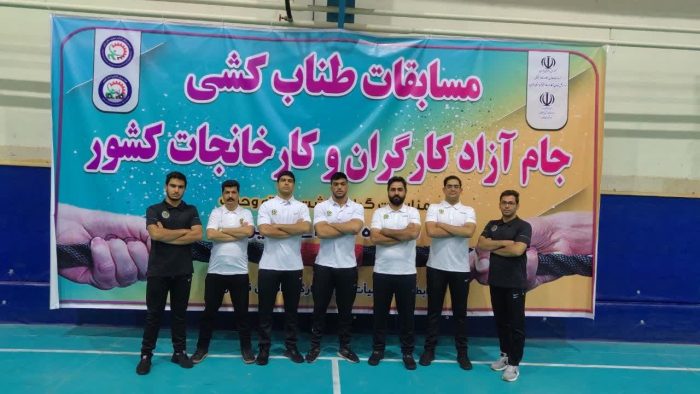 تیم منتخب طناب کشی کارگران استان با نام شهداب یزد در قزوین رقابت کرد