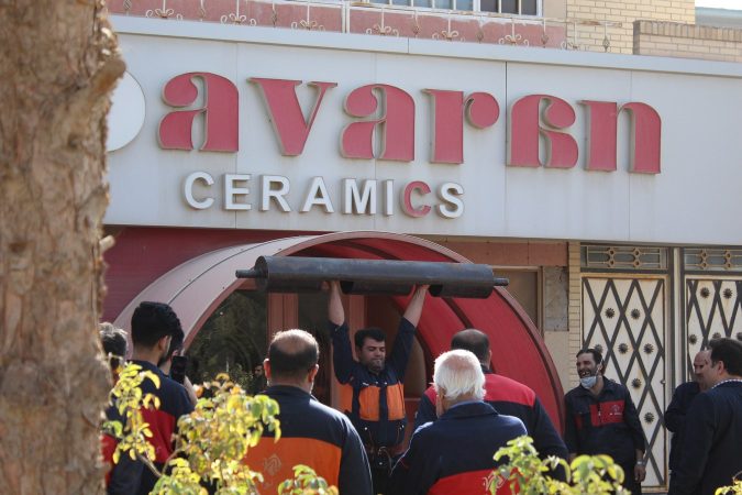 مسابقات المپیاد ورزش کارگری استان در شرکت کاشی نوآوران میبد برگزار شد