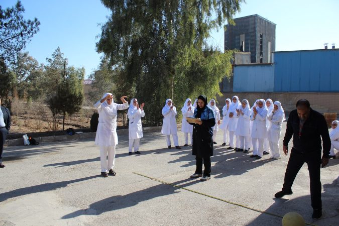 مسابقات المپیاد ورزش کارگری استان ویژه کارگران نرگس پلیمر و سرنگ سازی میبد از قاب دوربین