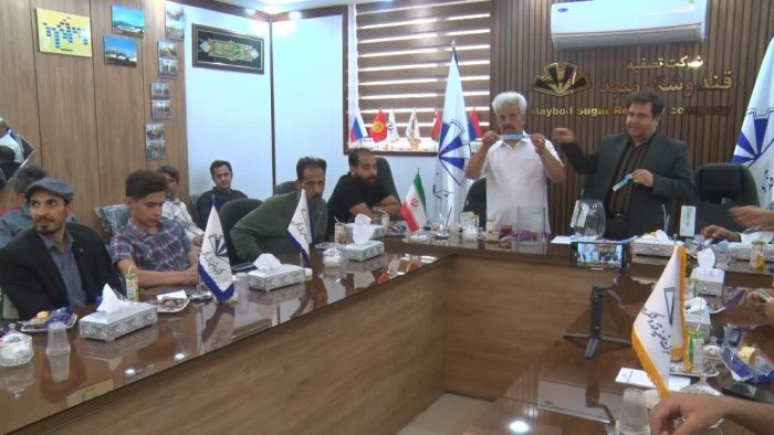 کارگران شهرستان میبد از هفته آینده پا به توپ می شوند/ حضور پرشور ۲۲ تیم در سیزدهمین دوره فوتسال کارگری