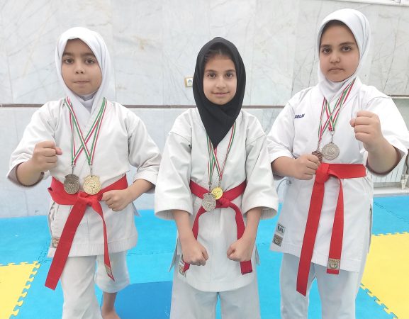 کسب مدال های رنگارنگ توسط دختران کاراته کا باشگاه کارگران در مسابقات استانی