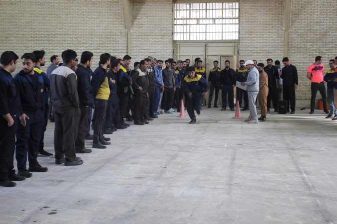 گزارش تصویری از برگزاری المپیاد ورزش کارگری در مجتمع صنایع لاستیک یزد