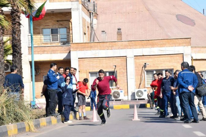 گزارش تصویری از برگزاری المپیاد ورزش کارگری در شرکت فولاد ارفع و معدن سپهر اردکان