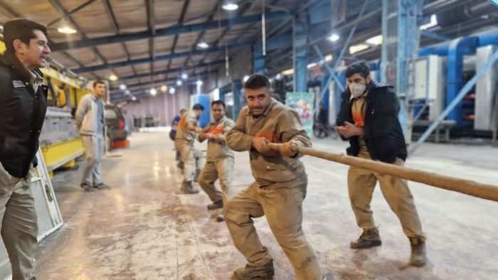 گزارش تصویری از برگزاری المپیاد ورزش کارگری در شرکت های کاشی برج و ایفاسرام اردکان