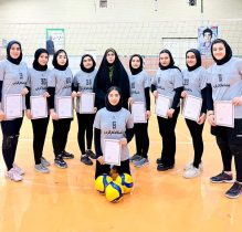 تیم کارگران(الف) قهرمان مسابقات چندجانبه والیبال دهه فجر شد