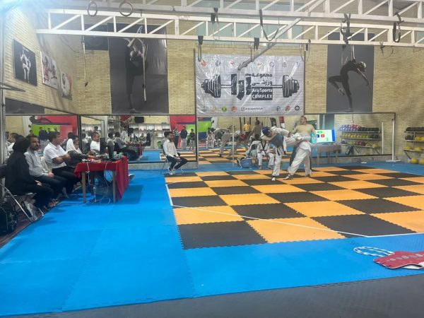 مسابقات تکواندو میان ورزشکاران باشگاه های کانون شاهدیه، آرا و کارگران برگزار شد